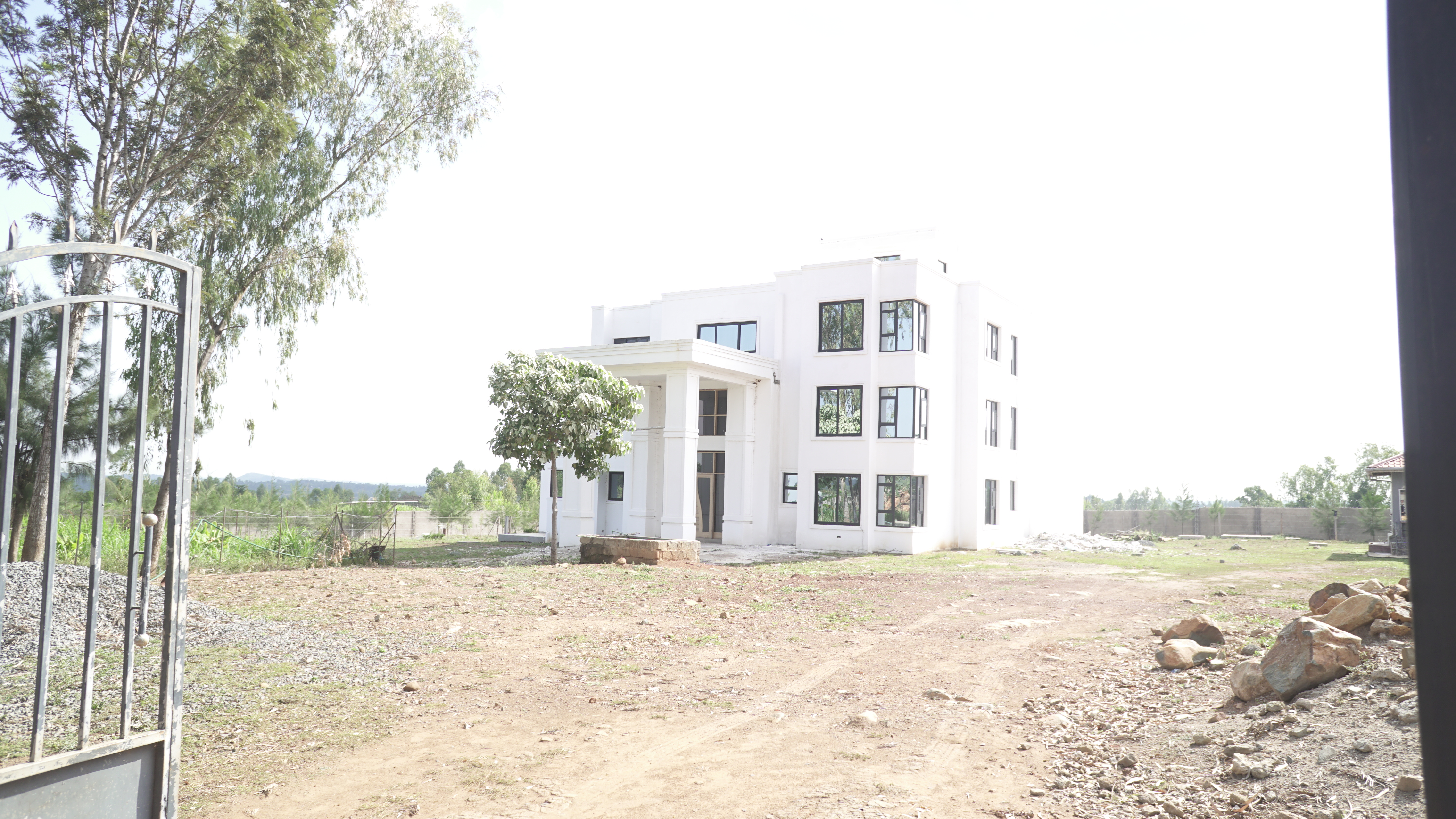 BONDO RESIDENCY- A Lakeside Masterpiece on the Shores of Lake Victoria photo 3