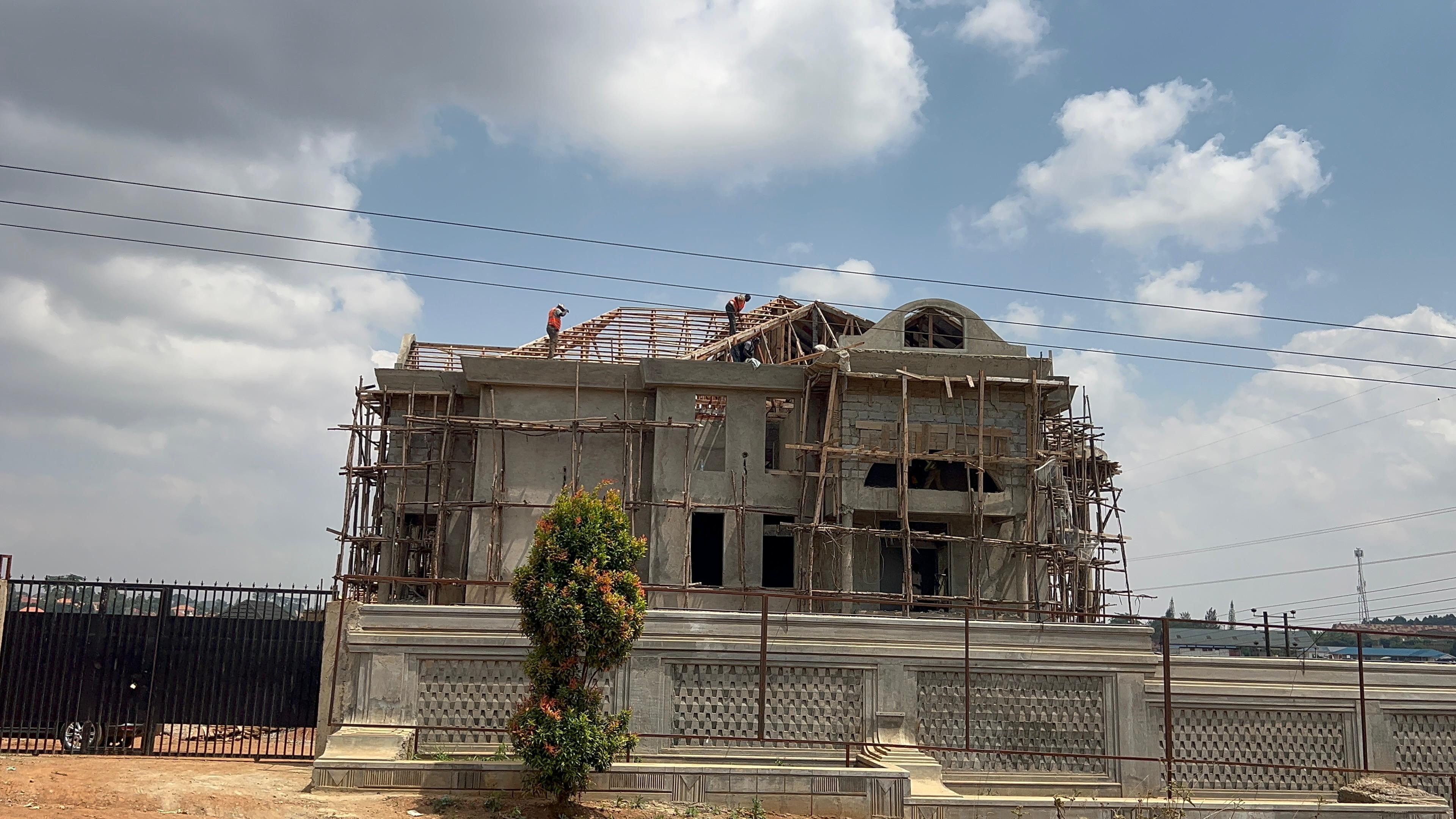 ROOFING - Image 2